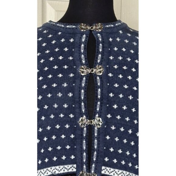 Croft & Barrow Women's Buttoned Sweater Geometric Pattern 100% Acrylic Size M - Picture 6 of 13